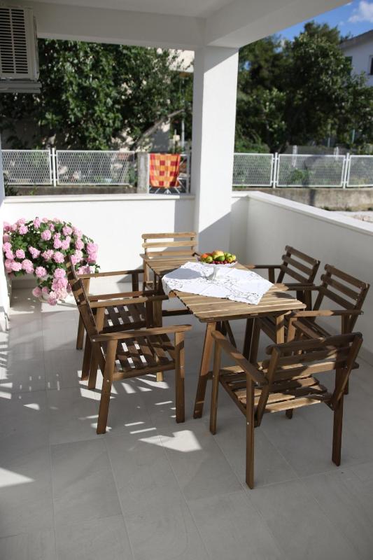 Apartment with Sea View image 3