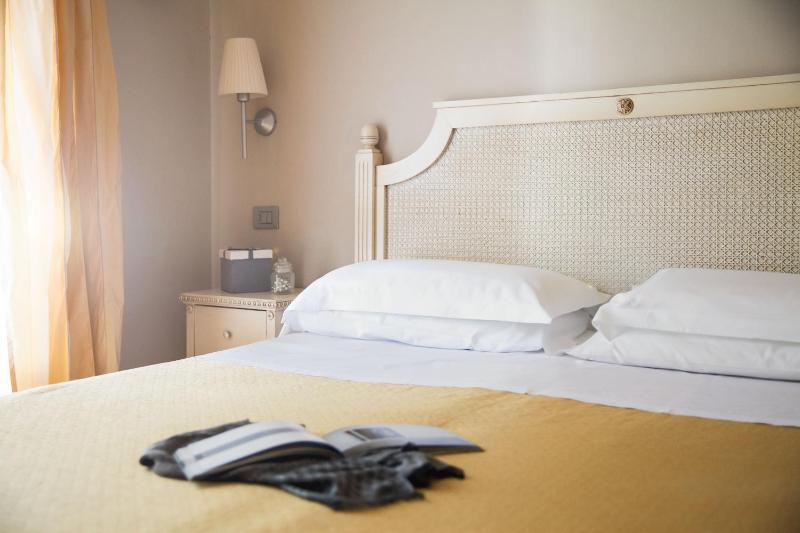 Comfort Double Room image 3
