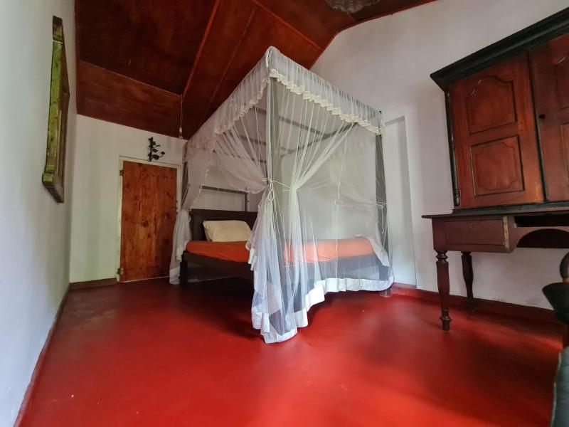 Hill Side Kings Villa (Colonial Bungalow) - image 7
