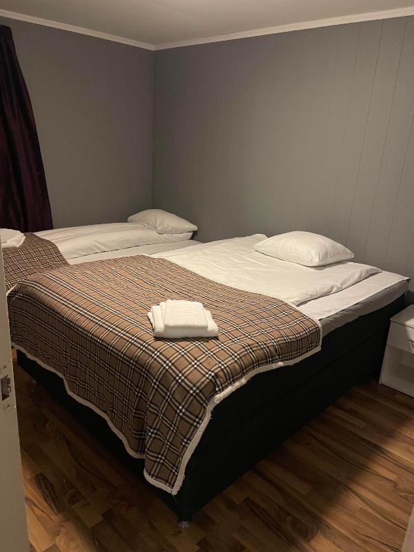 Three-Bedroom Apartment image 2