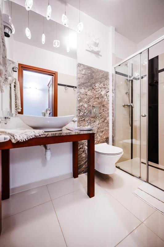 Standard Single Room image 4