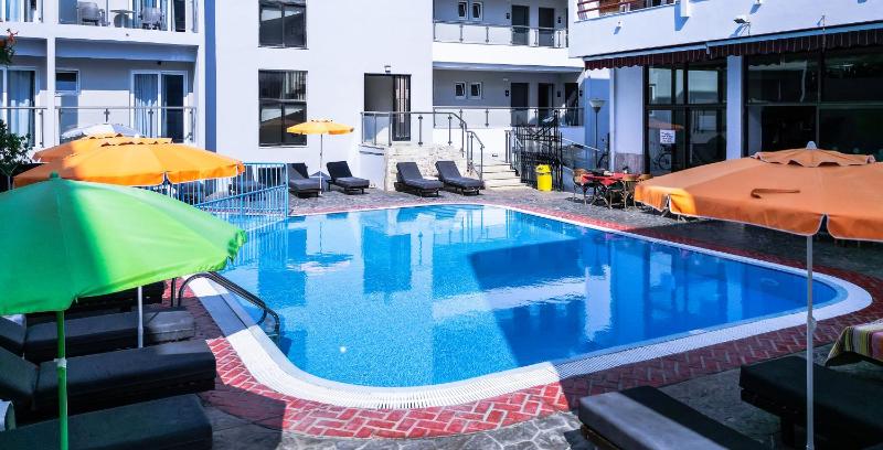 Poseidon Deluxe Apartments - image 11