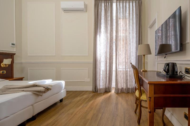 Standard Double or Twin Room image 1