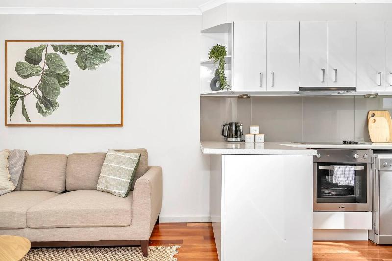 City Life meets Urban Style at Kent Town Gem - image 16
