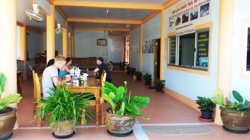 Peace Lanta Mansion - image 2