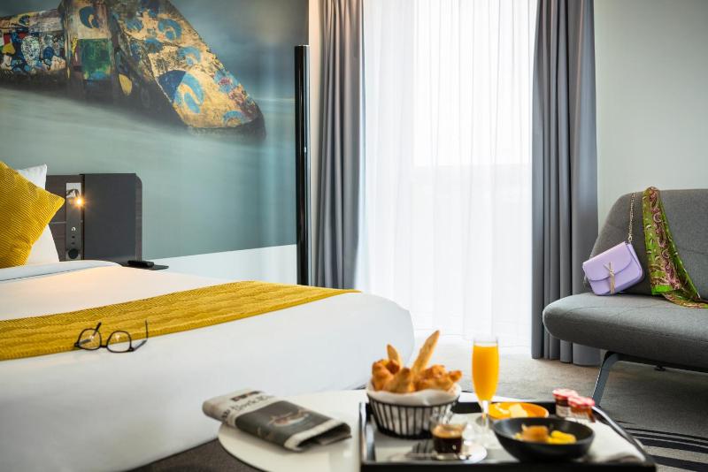 Suite with Double Bed image 4