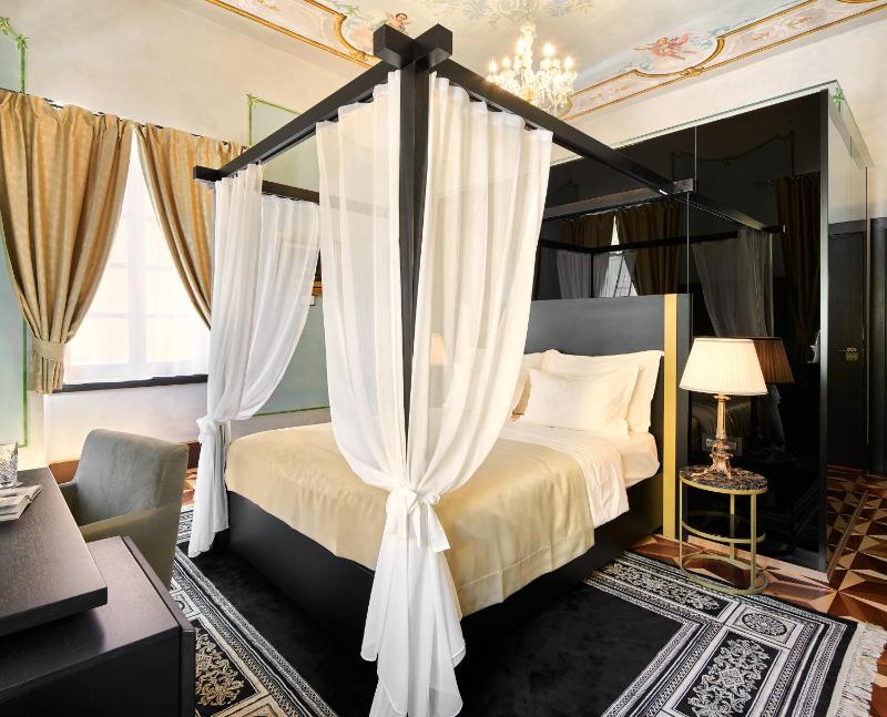 Historical Room image 2