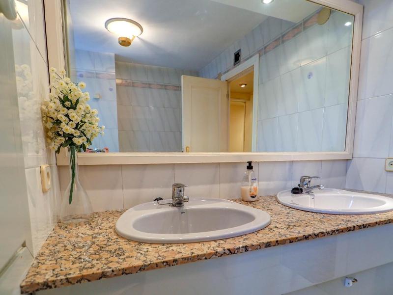 Sea and Sand Penthouse by Hello Homes Sitges - image 29