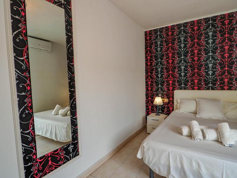 Sea and Sand Penthouse by Hello Homes Sitges - image 19