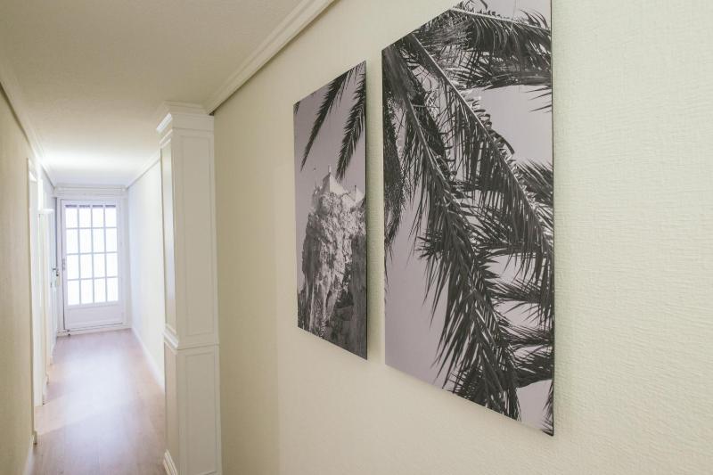 The Lucky Flats - Belando Quintana - image 13