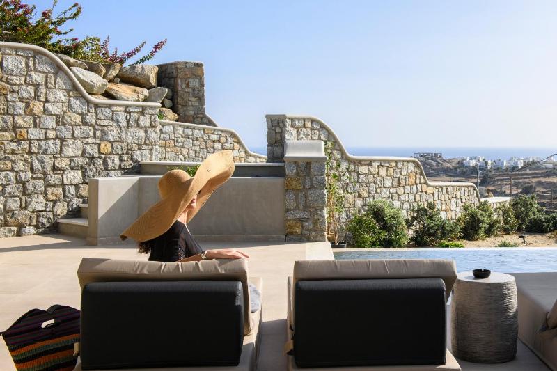 Superior Two Bedroom Suite Private Pool & Sea View image 1
