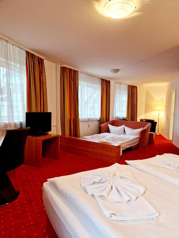 Hotel Kaiser - image 2