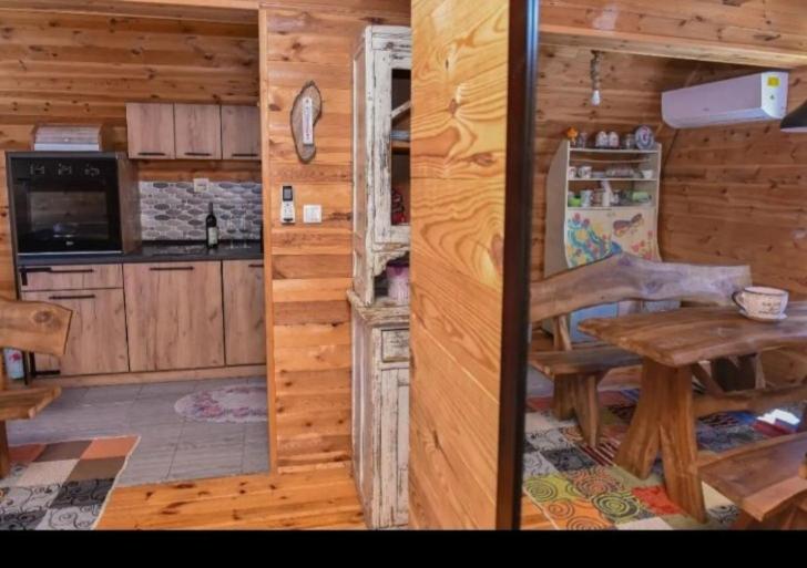 Two-Bedroom House image 3