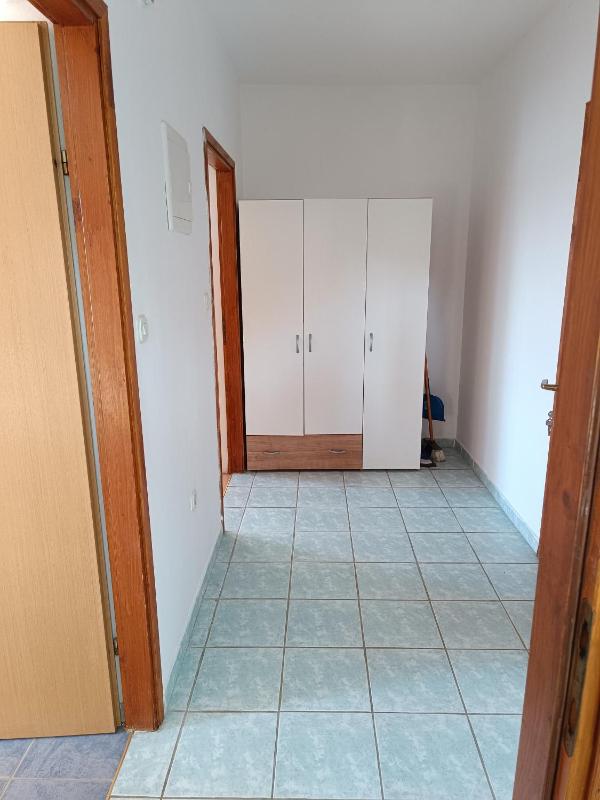 One-Bedroom Apartment with Balcony and Sea View image 2