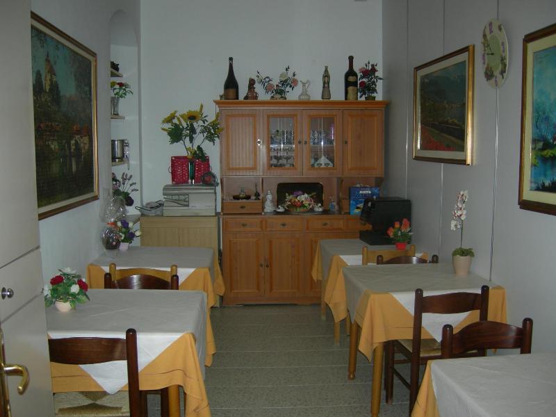 Hotel Euro - image 15