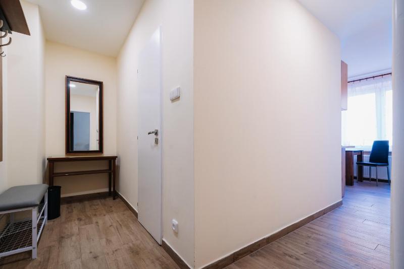 Apartment image 3