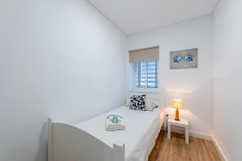 797 HOLIDAY RENTALS - Piso reformado con amplia terraza Carihue - image 6