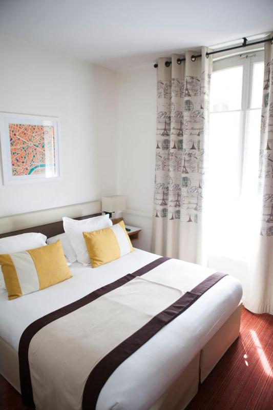 Connecting Double Rooms image 4