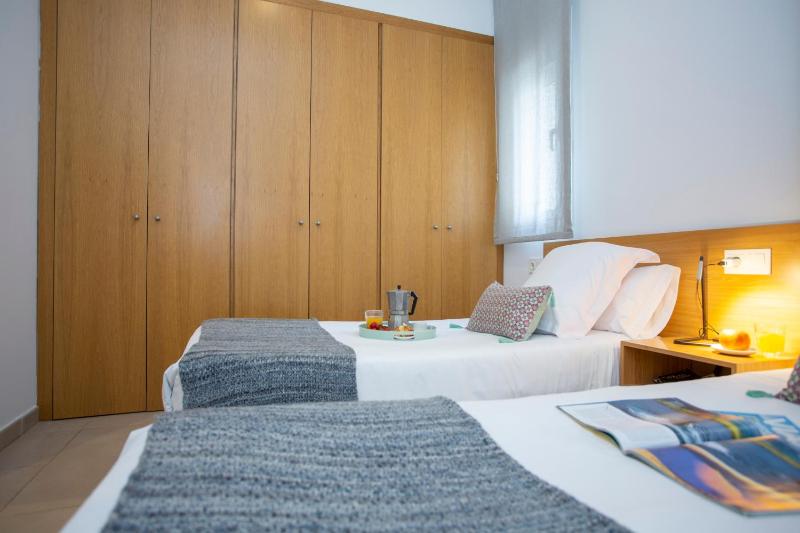 Three-Bedroom Apartment (7 Adults) image 4