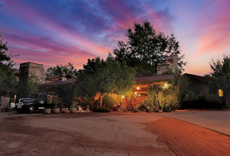 El Portal Sedona Hotel - image 16