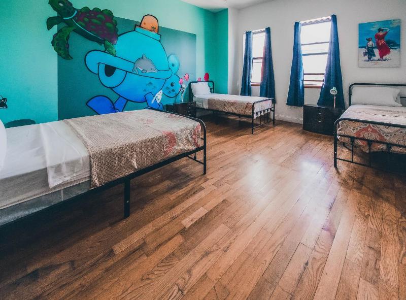 Single Bed in 3-Bed Mixed Dormitory With Private Bathroom image 3