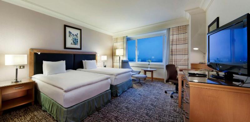 Twin City View Guest Room image 4