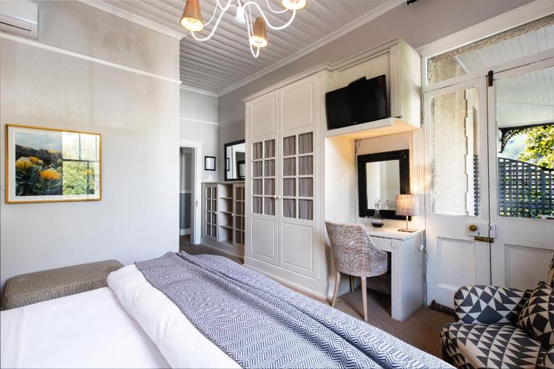 Welgelegen House by RETURN Africa - image 7