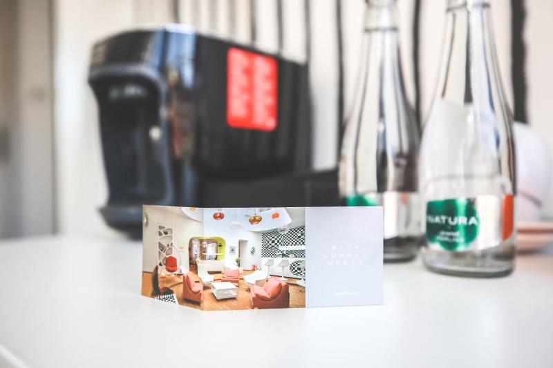 Deluxe Double Room image 2