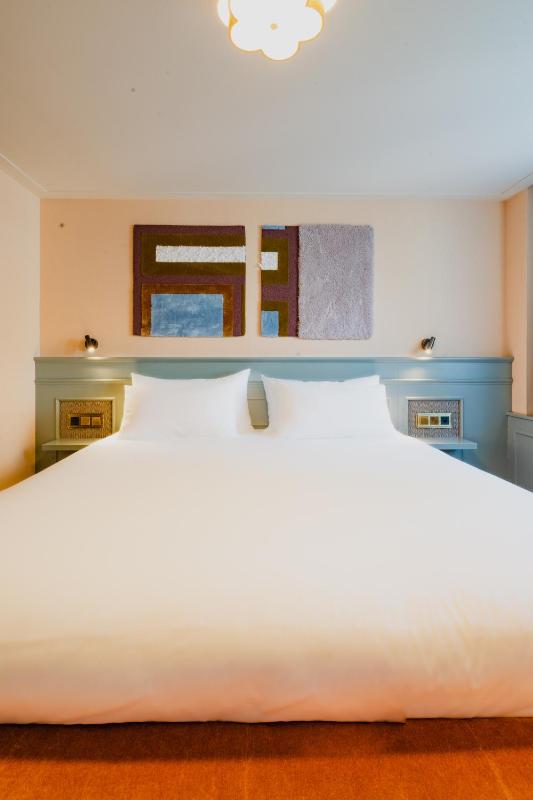 Comfort Double or Twin Room image 4