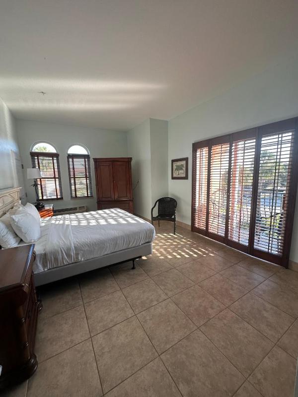 King Room - Disability Access image 1
