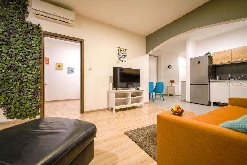 Apartment with Balcony image 4