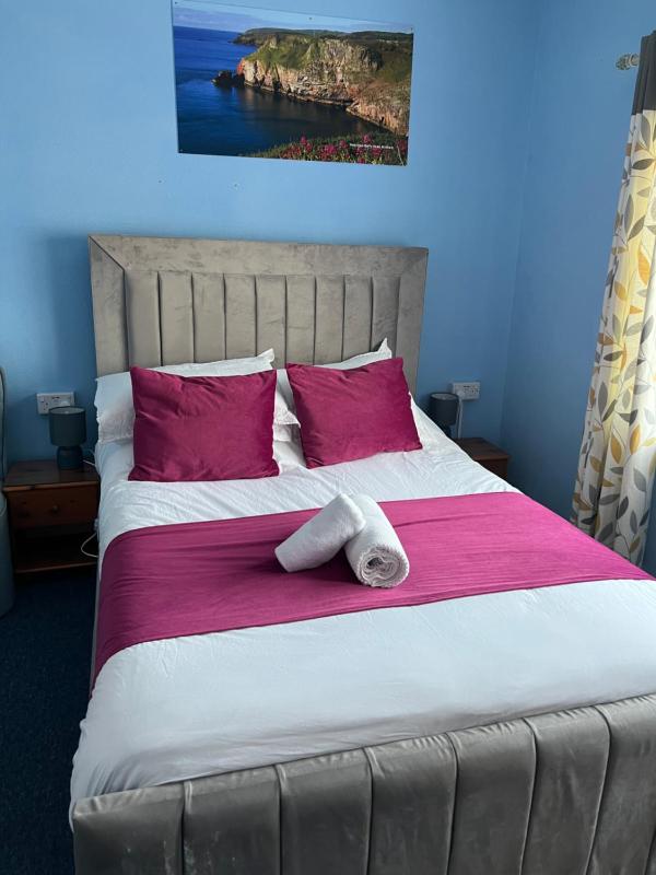 Double Room image 1