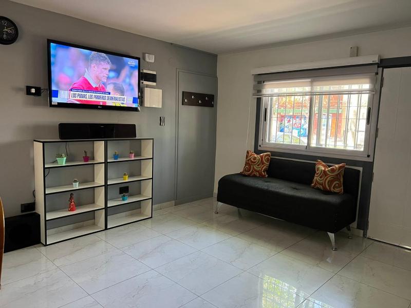 Casa Amplia Zona Semicentrica - image 9