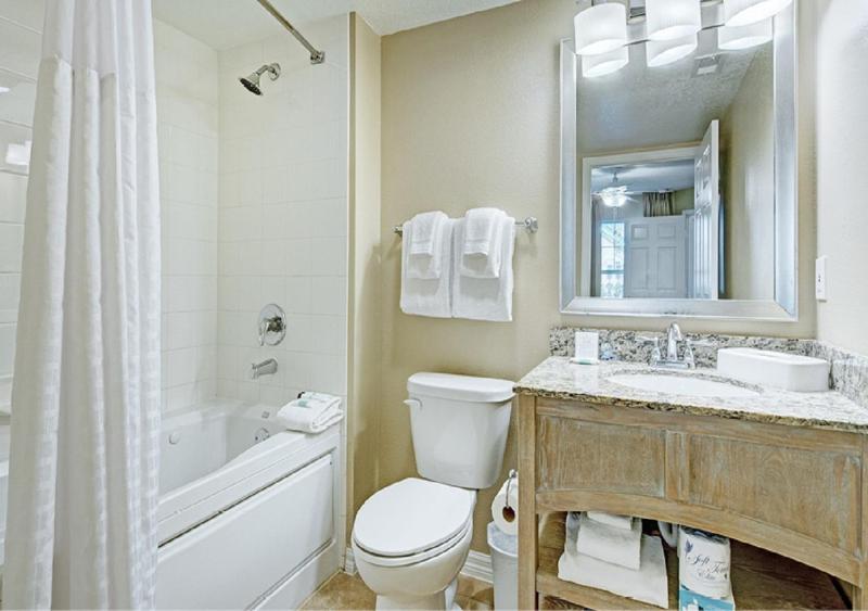 Two-Bedroom Villa image 4
