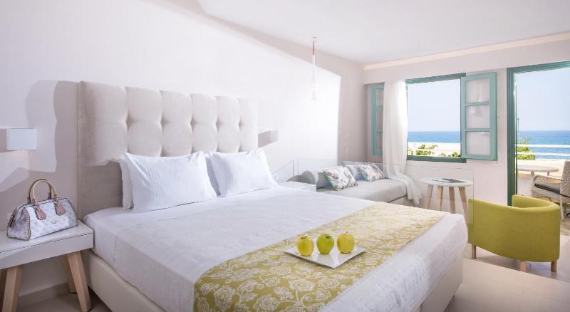 Petra Beach Hotel - image 35