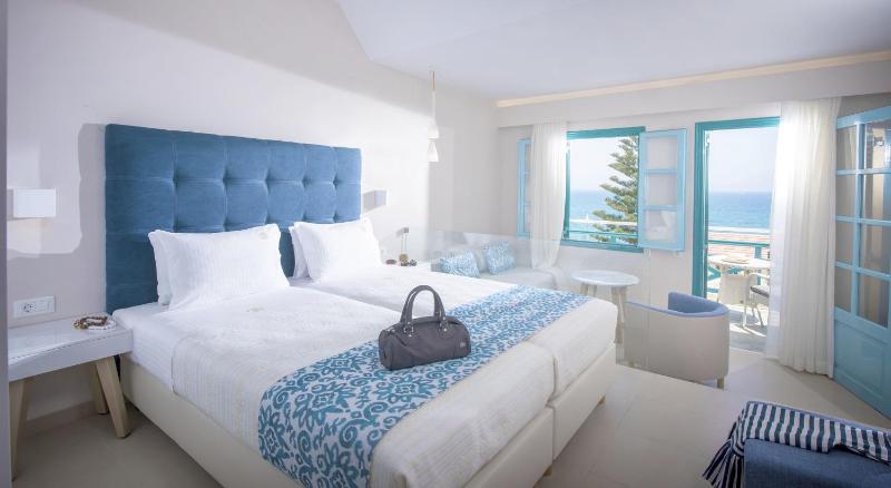 Petra Beach Hotel - image 27