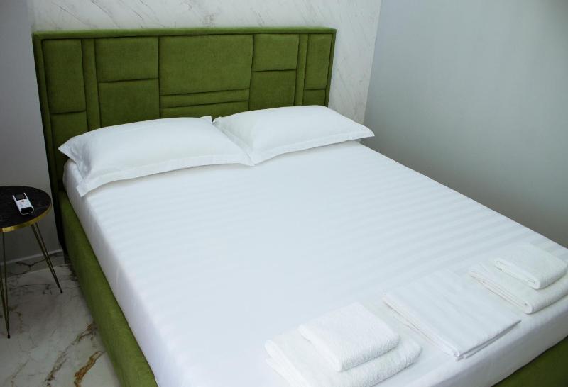 Day Lux Apartments - image 7