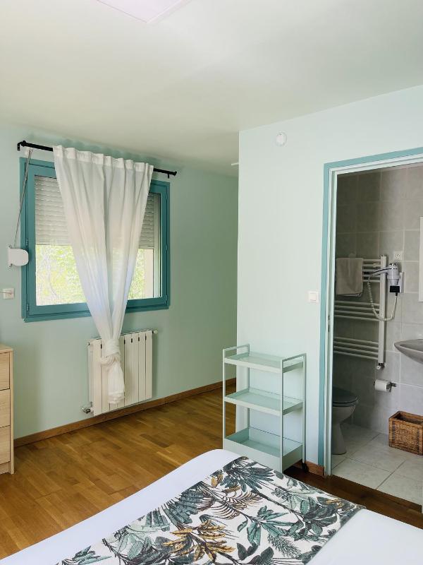Superior Double Room image 4