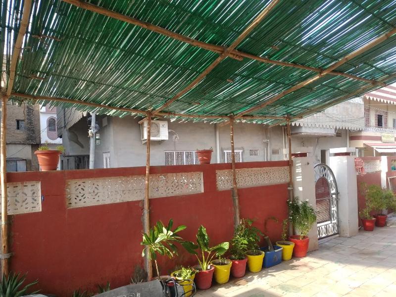 Red king home stay - image 8