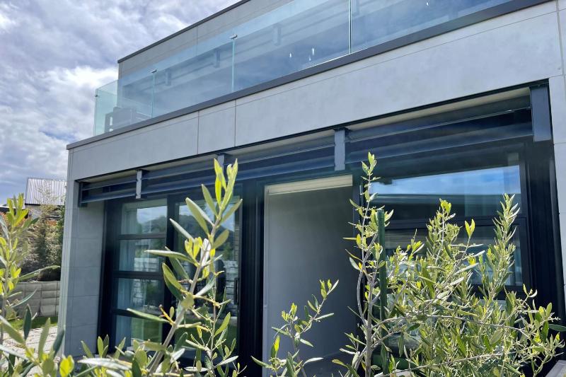 Luxurious Lake and Alpine Views - image 32