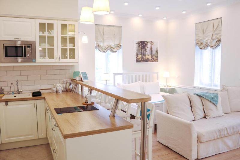 Suite Mint image 1