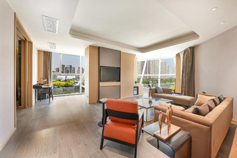 Atour Hotel Tianjin Eye - image 2