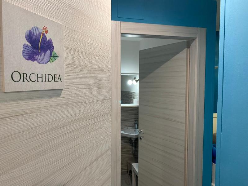 Double Room with Private Bathroom image 2