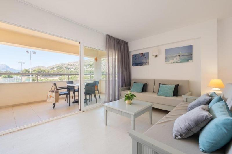 One-Bedroom Premium Apartment  image 1