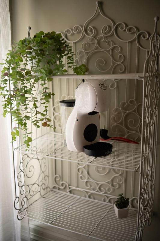 Family Studio with Private Entrance image 4