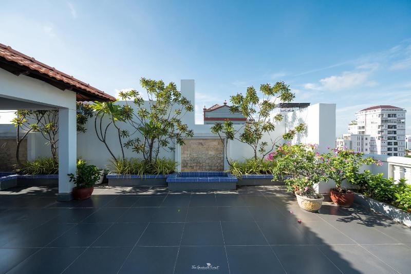 E&V Apartment - image 7
