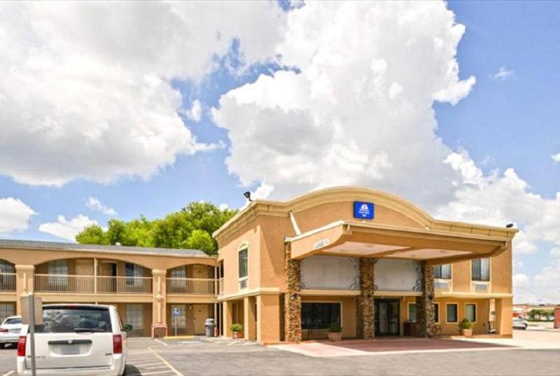 Americas Best Value Inn NRG Park Medical Center - image 1