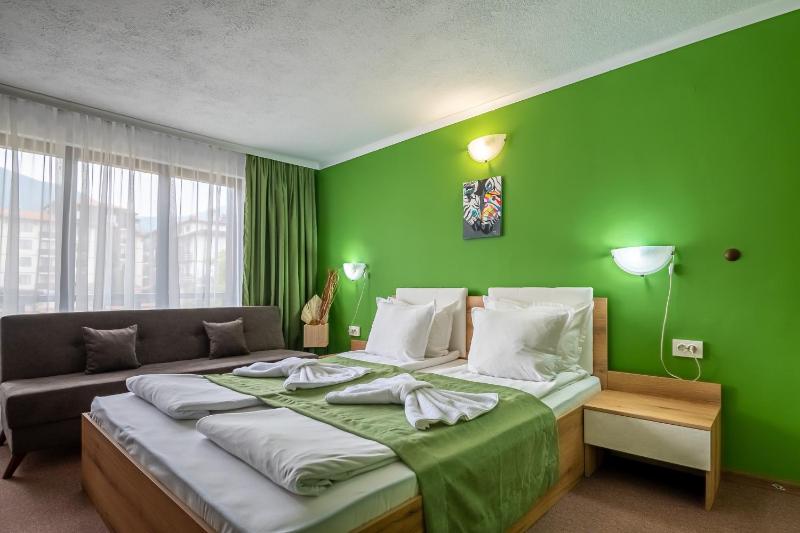 Double Room with Extra Bed image 2