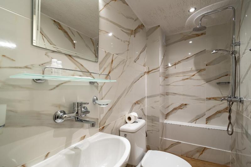Double or Twin Room image 1