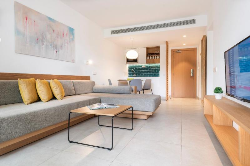 Superior Apartment image 4